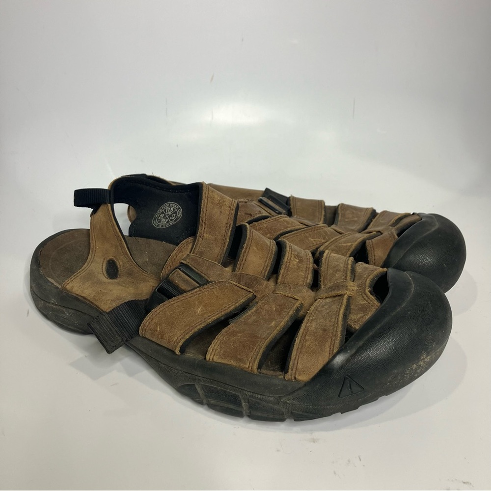 Keen Newport fishermen Sandals leather men’s size 11.5 casual neutral hiking‎